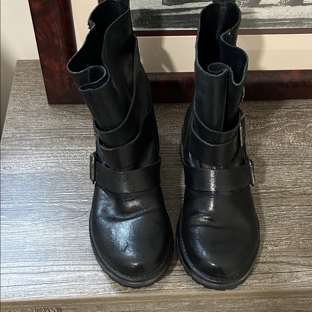 Steven Madden Black Leather Buckle Boots